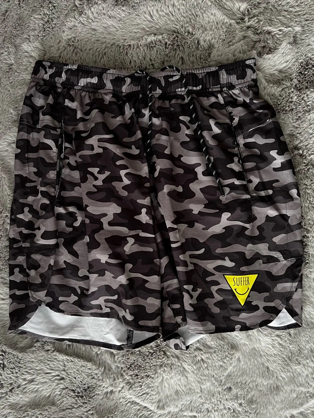 Sharpen the Axe Mens CrossFit Athletic Shorts Black & Gray Camo Size Medium